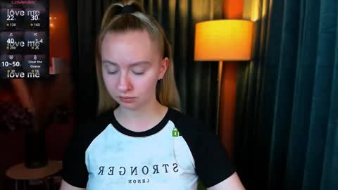 mila_glow online show from 05-10-26, 06:46