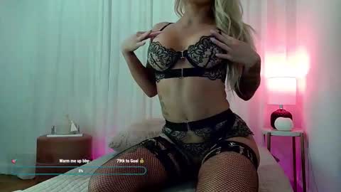 Snapshot of mila_greyx chatting on 11-02-25, 11:29 Mila Grey online show from 11-02-25, 11:29
