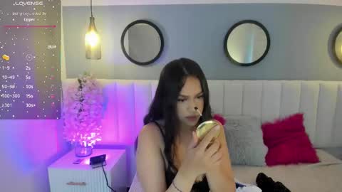 mila_hank online show from 10-23-25, 12:15