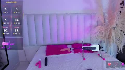 mila_hank online show from 03-10-26, 01:05
