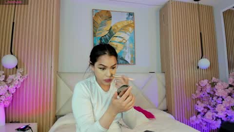 mila_hank online show from 04-09-26, 12:10
