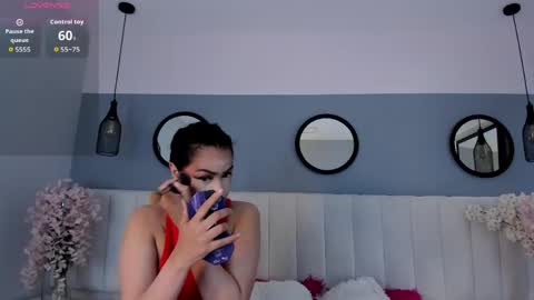 mila_hank online show from 05-05-26, 12:13
