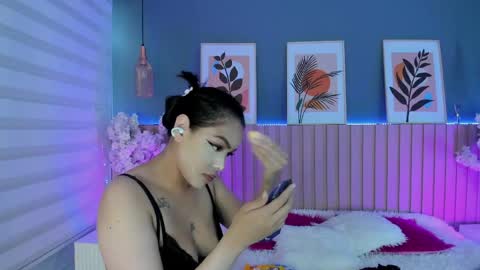 mila_hank online show from 05-06-26, 12:10