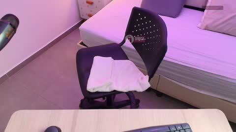 Milena  online show from 01-09-25, 11:25
