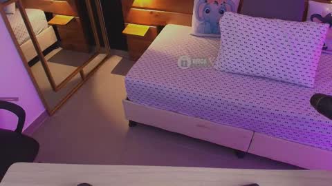 Milena  online show from 10-09-25, 11:08