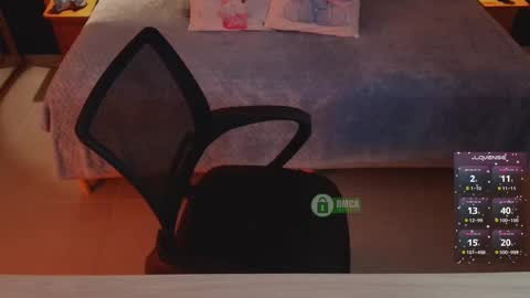 Snapshot of mila_kiitty chatting on 02-13-26, 11:06 Milena online show from 02-13-26, 11:06