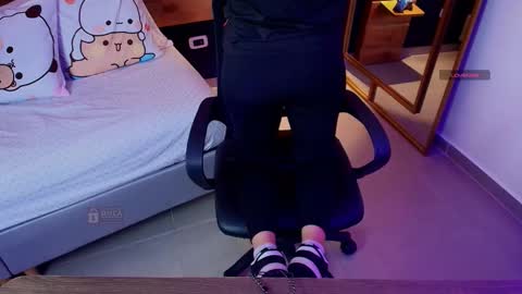 Snapshot of mila_kiitty chatting on 03-19-26, 11:14 Milena online show from 03-19-26, 11:14