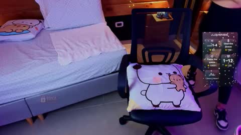 Snapshot of mila_kiitty chatting on 03-21-26, 11:15 Milena online show from 03-21-26, 11:15