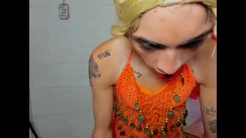 Mila online show from 10-18-25, 03:31