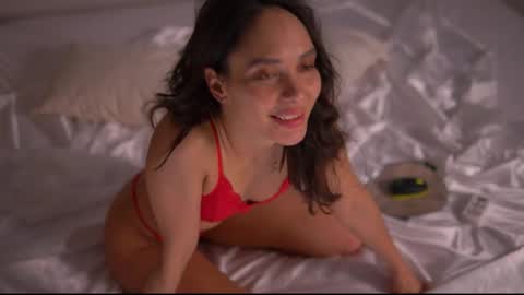 mila may  online show from 03-01-25, 04:33