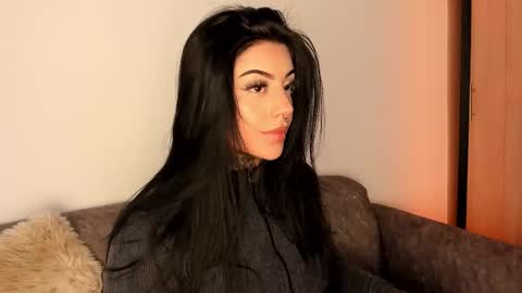 Snapshot of mila_monty__ chatting on 02-05-26, 07:40 online show from 02-05-26, 07:40