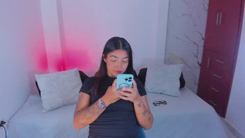 martina online show from 03-25-26, 02:17