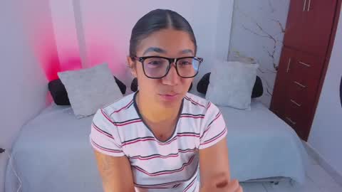 martina online show from 04-04-26, 02:54