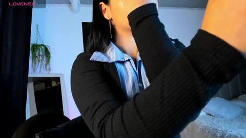 Snapshot of mila_shay chatting on 04-25-26, 12:08 Mila online show from 04-25-26, 12:08