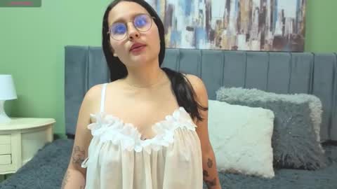 Mila online show from 02-06-26, 04:28