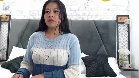 mila online show from 01-10-25, 11:00