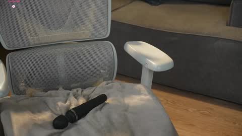 milablum online show from 01-16-25, 03:56