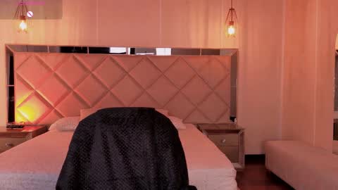 Snapshot of milacoleman chatting on 05-14-26, 03:24 Mila online show from 05-14-26, 03:24