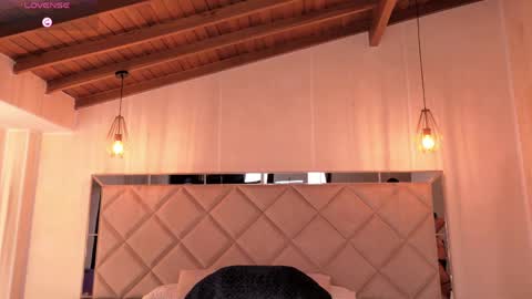 Snapshot of milacoleman chatting on 05-15-26, 03:46 Mila online show from 05-15-26, 03:46