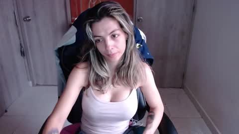 milacoxx8819 online show from 02-08-25, 02:49