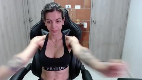 milacoxx8819 online show from 03-05-25, 01:28