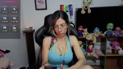 Snapshot of milacoxx8819 chatting on 10-20-25, 12:55 milacoxx8819 online show from 10-20-25, 12:55