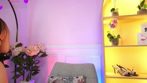 milacrave online show from 03-26-26, 11:49