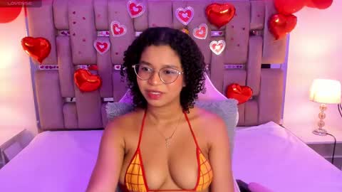 Milenna online show from 02-17-25, 03:58