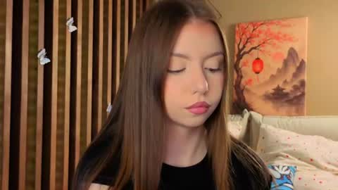 Mila online show from 06-14-26, 01:35