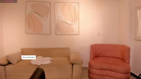 Mila  online show from 05-21-26, 11:50