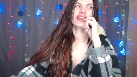 Snapshot of milaloona chatting on 01-07-25, 01:14 Milaloona online show from 01-07-25, 01:14