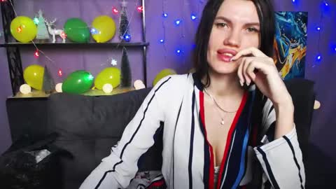 Snapshot of milaloona chatting on 01-13-25, 04:51 Milaloona online show from 01-13-25, 04:51