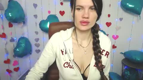 Snapshot of milaloona chatting on 02-20-25, 06:24 Milaloona online show from 02-20-25, 06:24