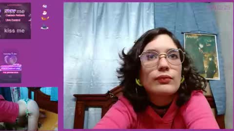 Snapshot of milalunala chatting on 02-20-25, 01:46 Mila-Lunala online show from 02-20-25, 01:46