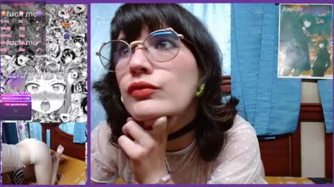 Snapshot of milalunala chatting on 02-23-25, 01:24 Mila-Lunala online show from 02-23-25, 01:24