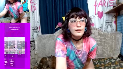 Snapshot of milalunala chatting on 09-16-25, 11:39 Mila-Lunala online show from 09-16-25, 11:39