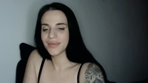 Snapshot of milalunee chatting on 03-24-26, 08:36 Mila online show from 03-24-26, 08:36