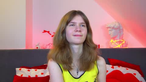 Mila online show from 03-11-26, 06:36