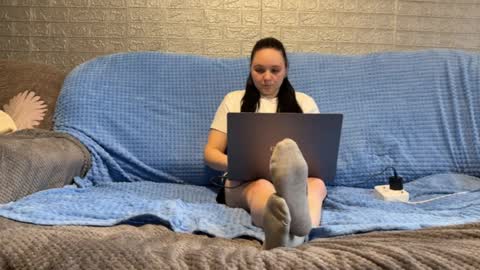 milamisss online show from 04-12-26, 01:16