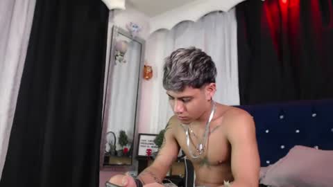 Milan Anxel online show from 06-26-26, 01:21