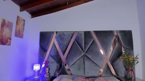 Milan  online show from 03-04-26, 12:33