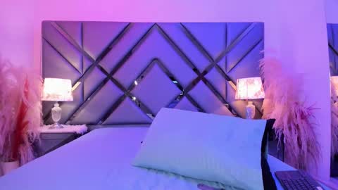 milan_lewiss online show from 03-23-26, 11:47