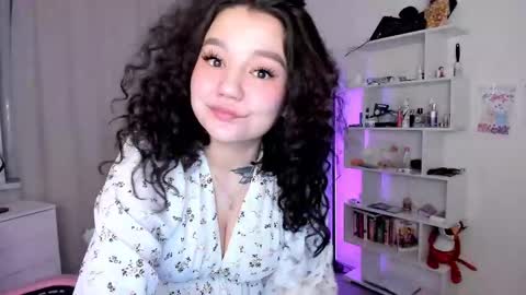 milana_______ online show from 02-06-25, 05:30