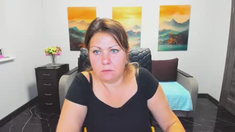 Milana online show from 09-18-25, 11:45