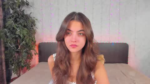 Snapshot of milana_crystal_ chatting on 12-02-24, 08:09 Milana online show from 12-02-24, 08:09