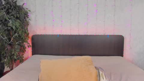 Snapshot of milana_crystal_ chatting on 12-03-24, 11:11 Milana online show from 12-03-24, 11:11