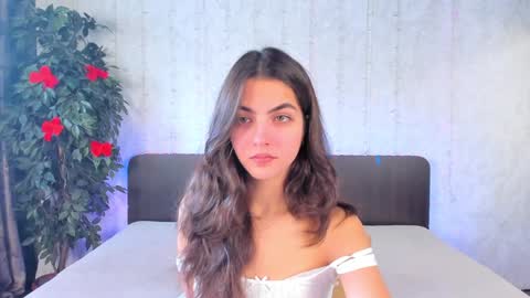 Snapshot of milana_crystal_ chatting on 12-13-24, 08:20 Milana online show from 12-13-24, 08:20