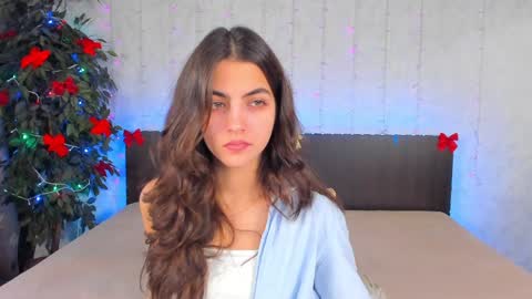 Snapshot of milana_crystal_ chatting on 12-30-24, 08:10 Milana online show from 12-30-24, 08:10