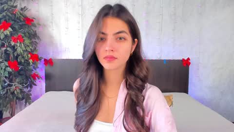 Snapshot of milana_crystal_ chatting on 01-05-25, 08:32 Milana online show from 01-05-25, 08:32