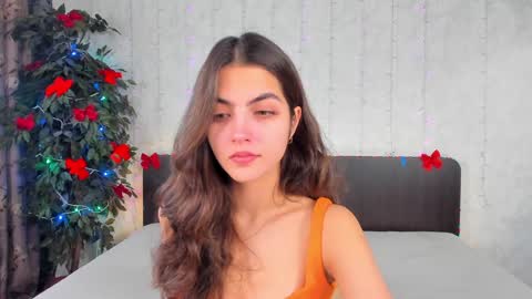 Snapshot of milana_crystal_ chatting on 01-08-25, 08:16 Milana online show from 01-08-25, 08:16